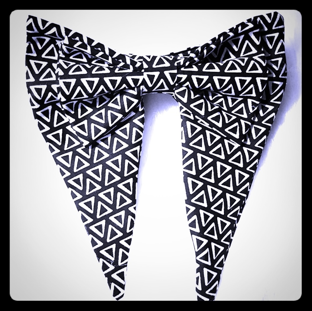 Angelwing Bow Tie